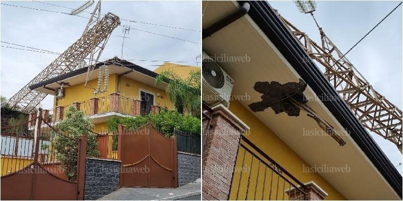 Catania, traliccio sulla casa