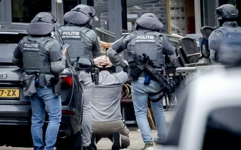 Attacco con coltello a Rotterdam: un morto Attacco con coltello a Rotterdam: un morto
