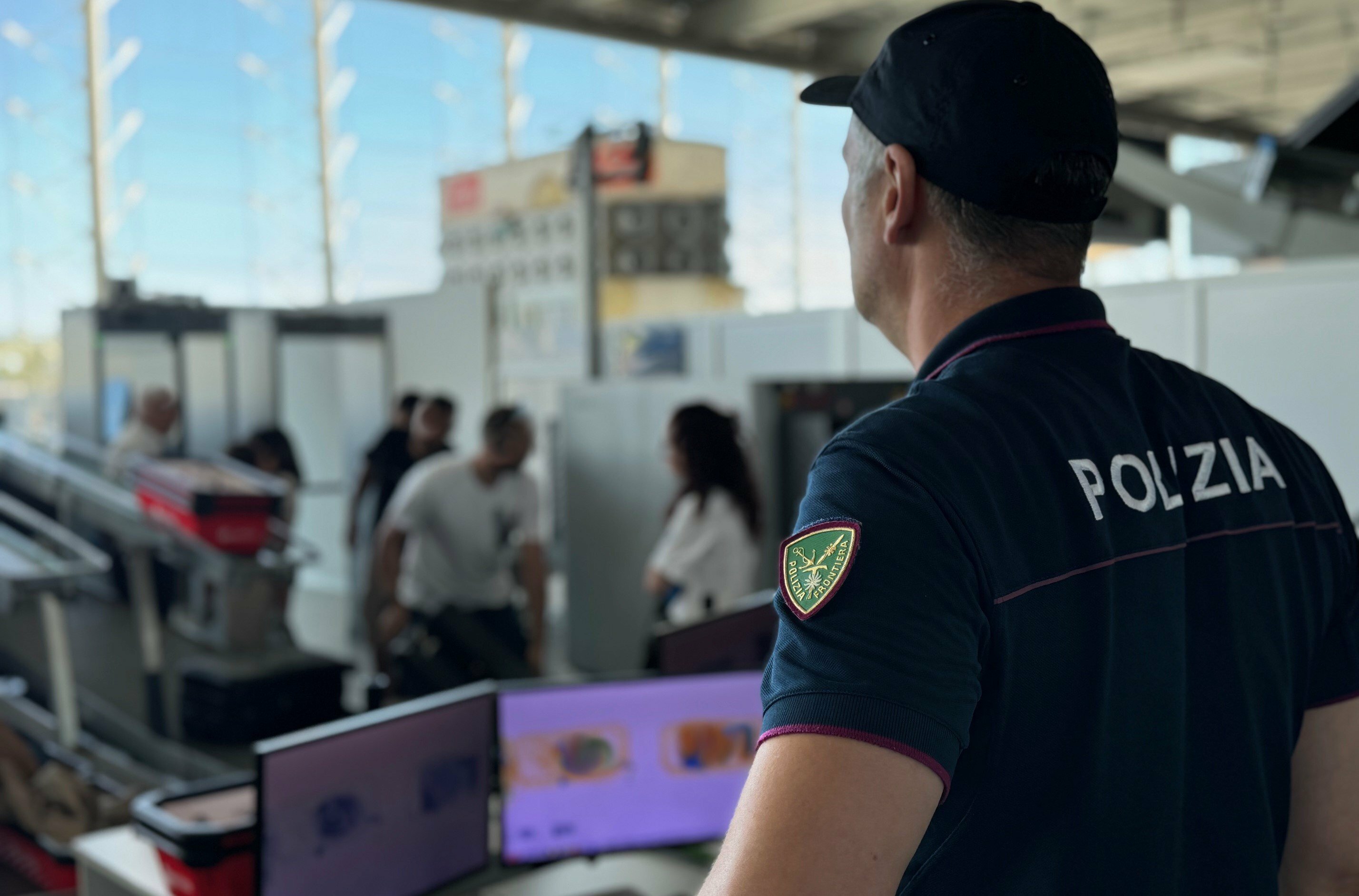 Catania: rubano il bancomat, traditi dall'sms