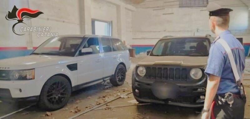 Garage abbandonati come depositi di auto rubate