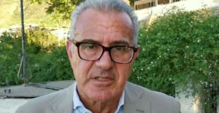 Favori a un politico: si dimette commissario Asp