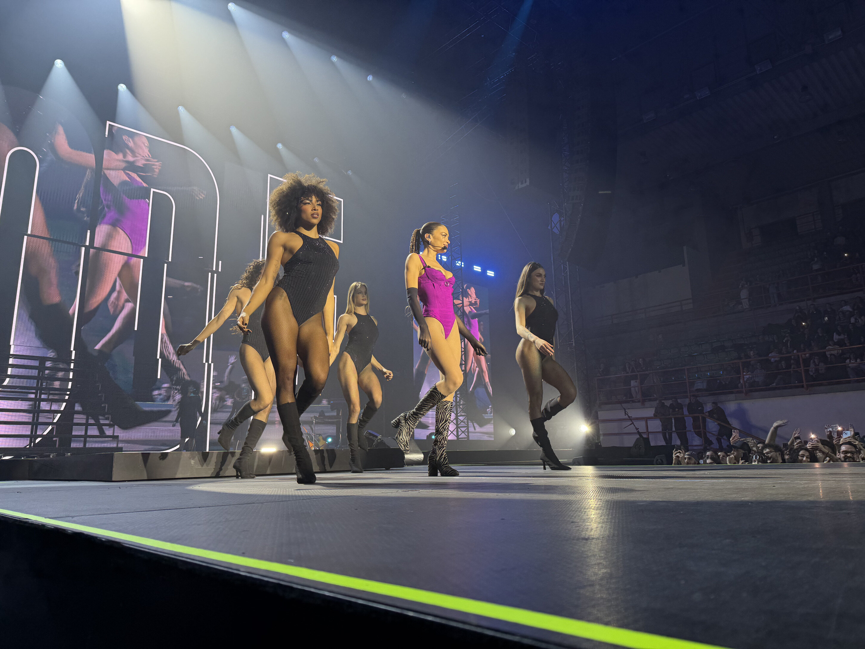 Elodie infiamma Messina