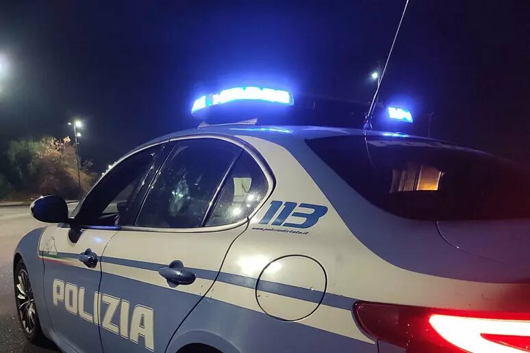Spari nella notte a Catania, 3 feriti