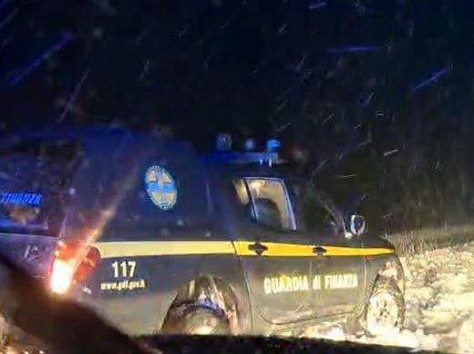 Bufera sull'Etna, soccorsa coppia con bimba di 4 anni