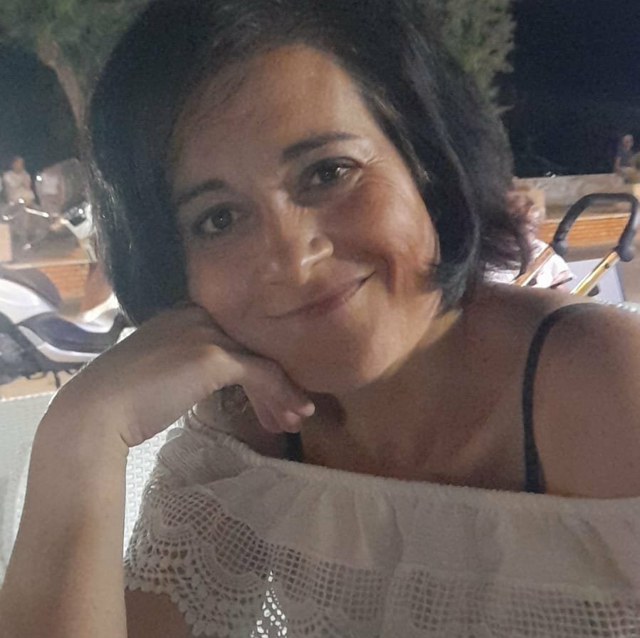 Uccisa con decine di coltellate, femminicida senza braccialetto elettronico perché non disponibile