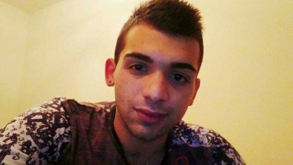 Schianto frontale: muore giovane cuoco di Giarre