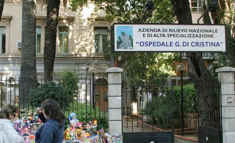 Tredicenne s'allontana da ospedale e viene stuprata