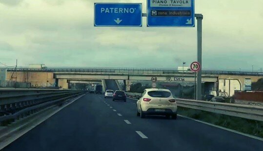 Auto si scontrano, testacoda sulla Catania-Patern&ograve;