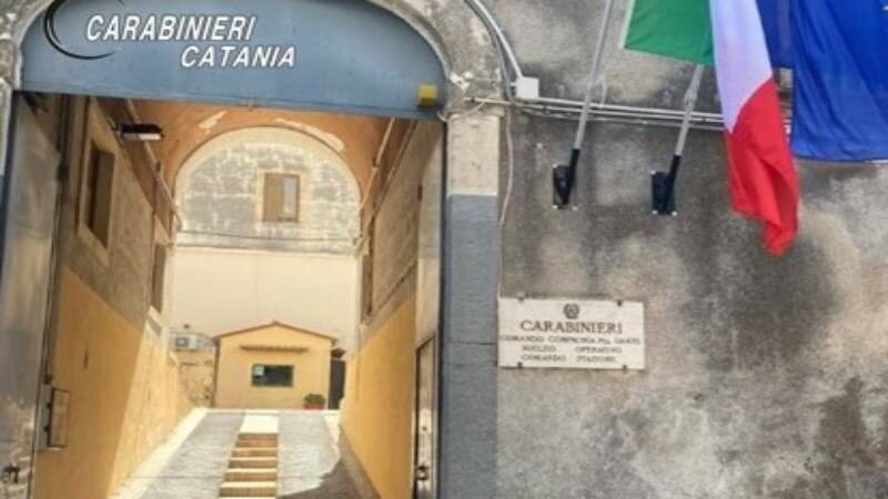 Battiati, minaccia inquilino moroso