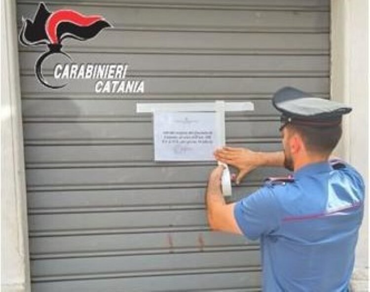 Patern&ograve;: stop di 10 giorni a locale mal frequentato