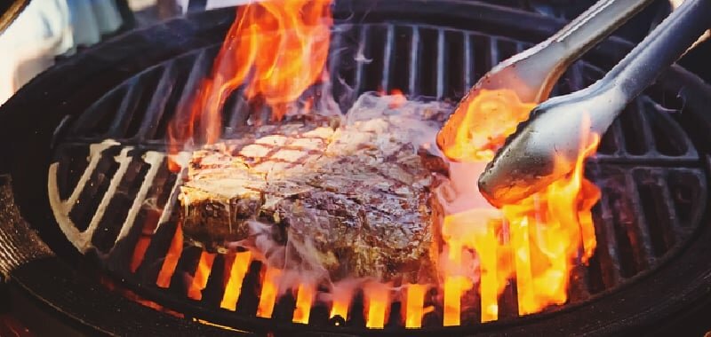 Ustionati durante grigliate: grave 20enne catanese