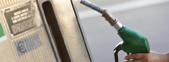 Stangata benzina: +413 euro a famiglia