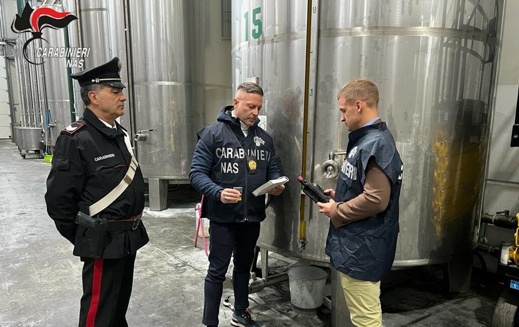 Maxi sequestro nelle cantine vinicole