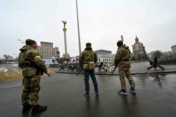 Ucraina: giallo sui negoziati e sulla caduta di Kherson