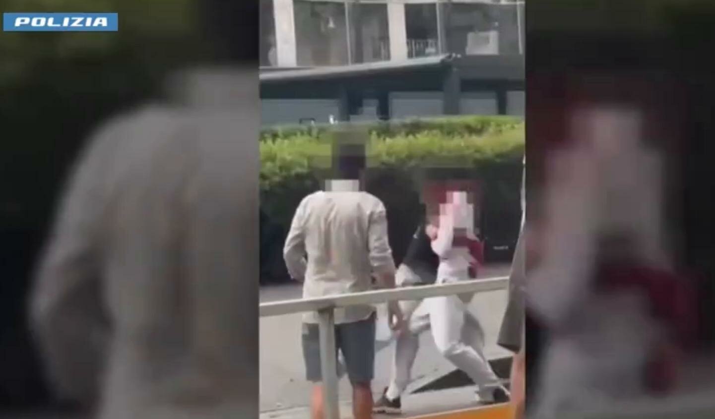 Accoltellamento in via Gambino: le immagini