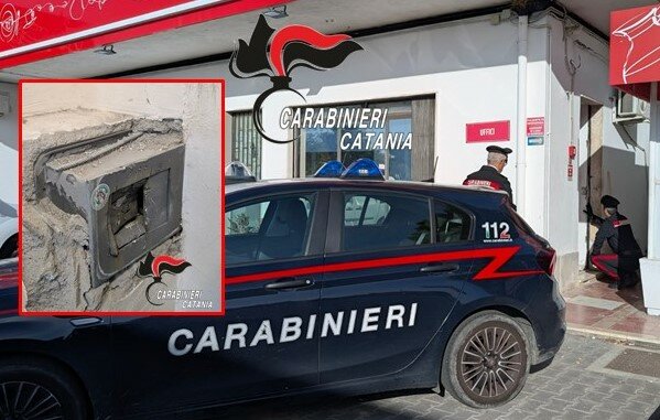 Spaccata e folle corsa, sfuggono ai carabinieri Spaccata e folle corsa, sfuggono ai carabinieri