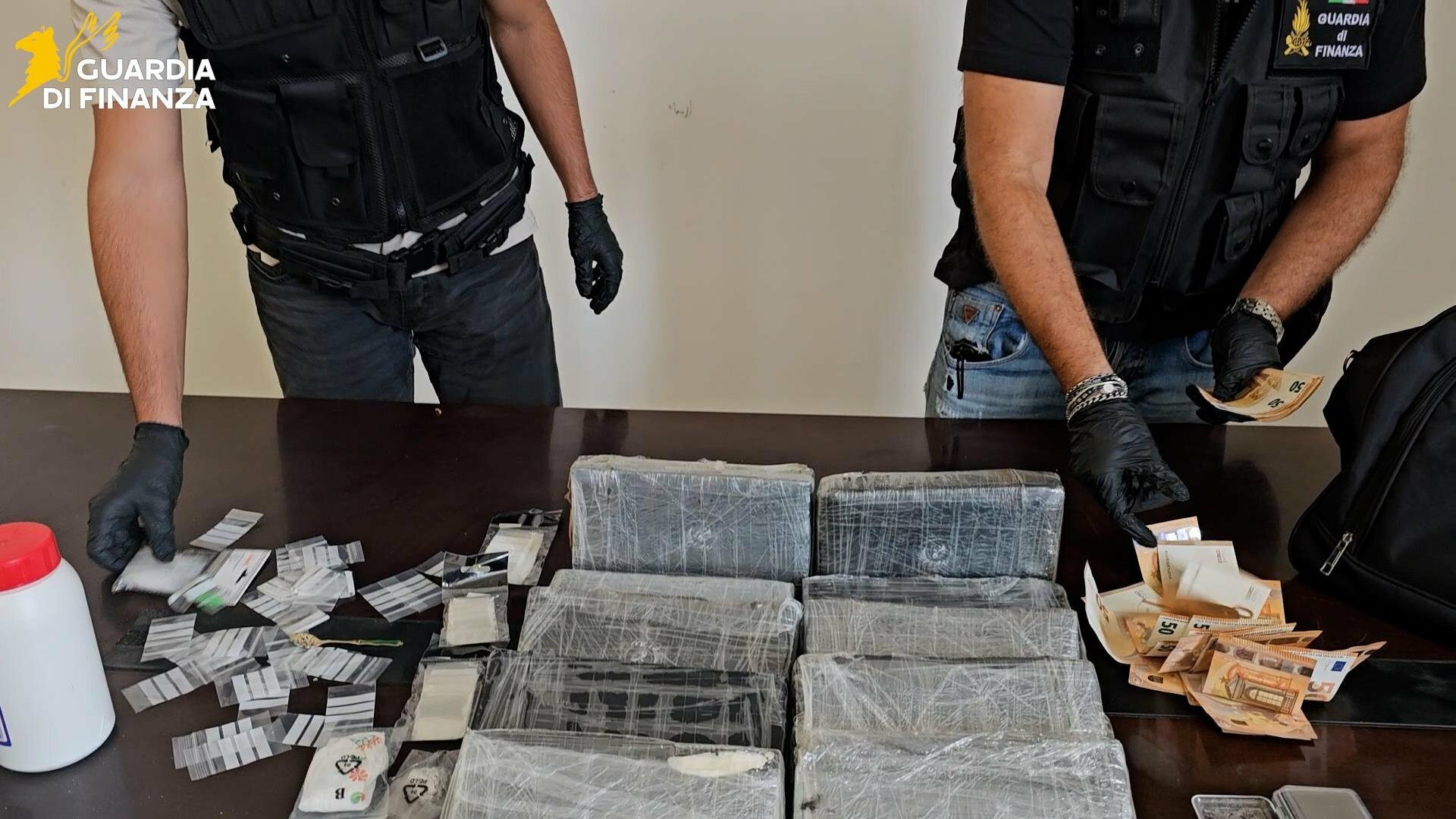 In casa cocaina per 2 milioni di euro