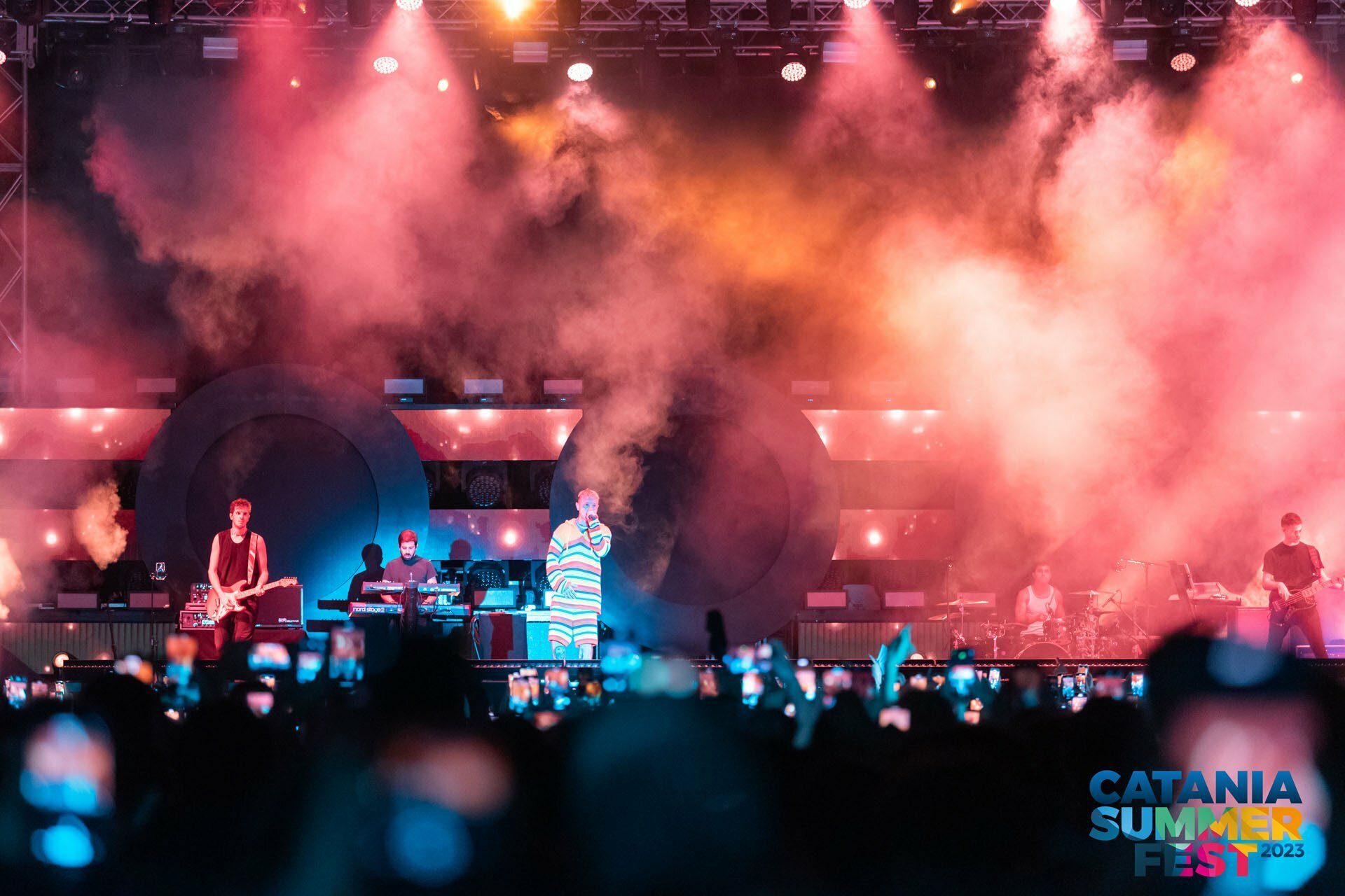 Catania, la carica degli 11.000 per Lazza