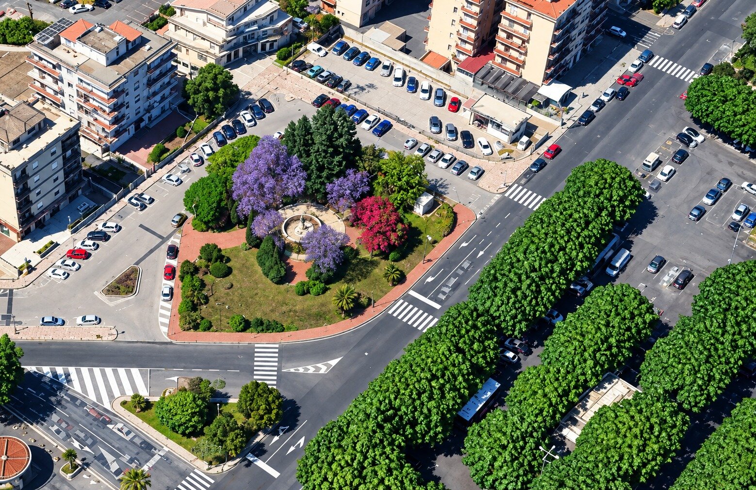 Cominciati i lavori per restaurare piazza Eroi d'Ungheria Cominciati i lavori per restaurare piazza Eroi d'Ungheria