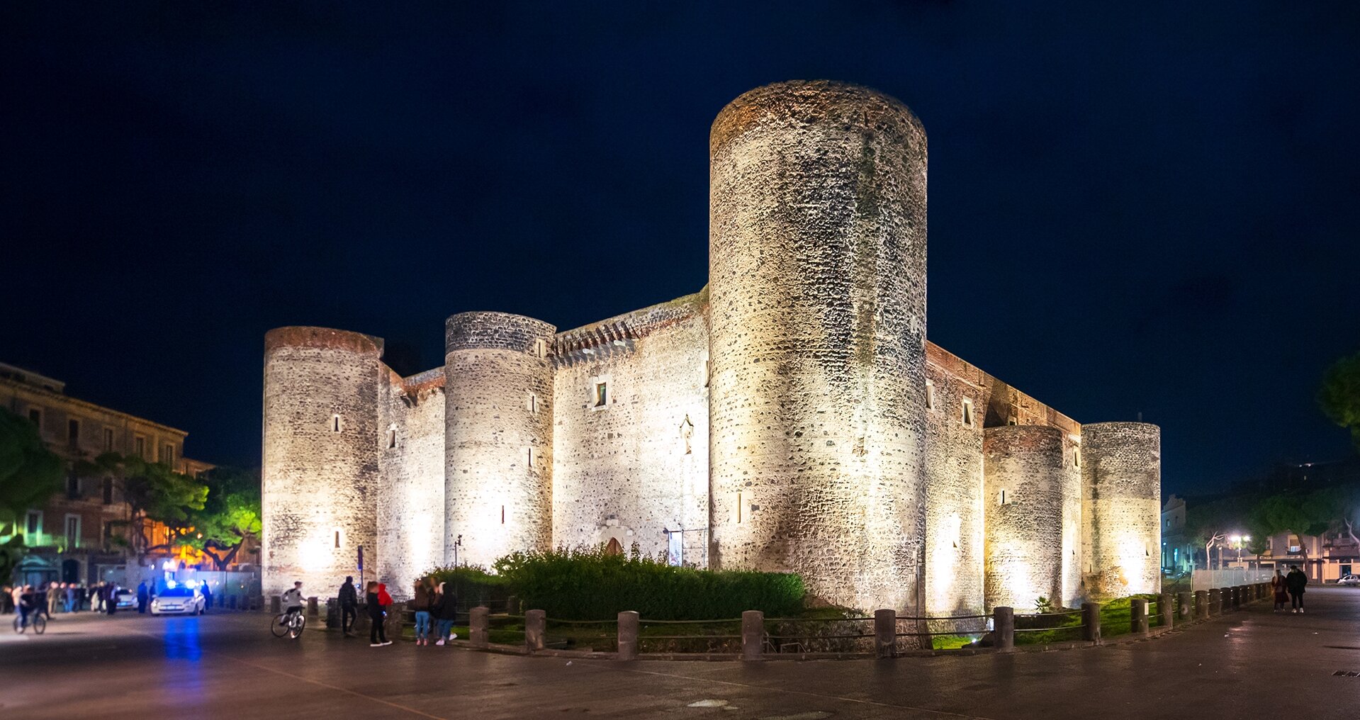 Castello Ursino: stop ai predoni di ristoranti