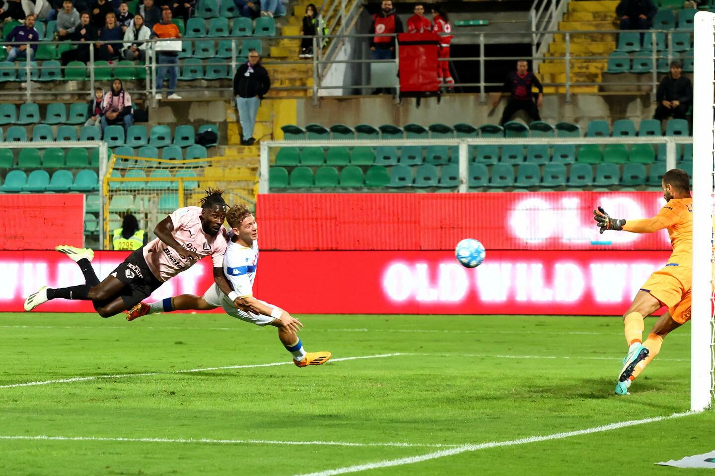 Coulibaly risolleva il Palermo
