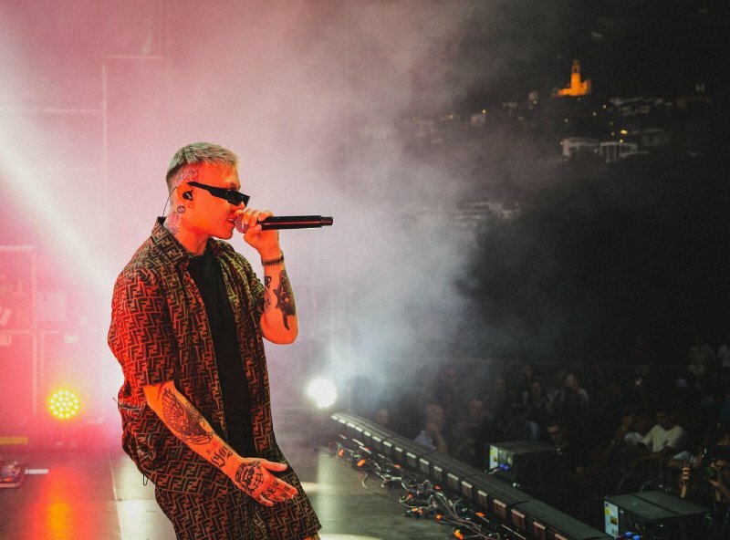 Lazza a Catania: concerto sold out