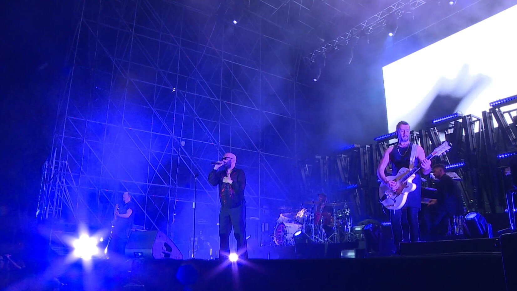 Catania: in 7 mila incantati dal rock dei Negramaro Catania: in 7 mila incantati dal rock dei Negramaro