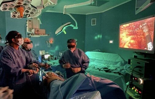 Tumore enorme rimosso a ultraottantenne