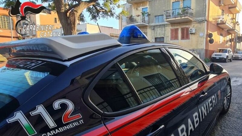 Continua a spacciare nella sua casa a Picanello