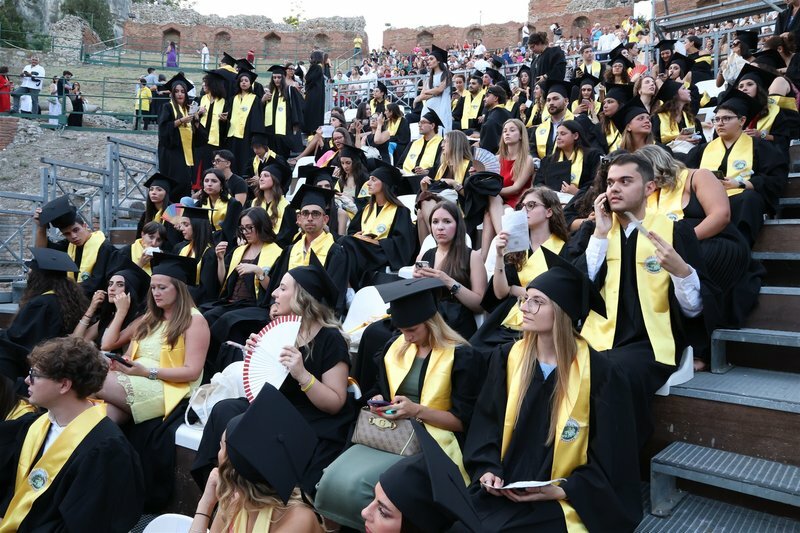 Esami? Meglio a mezzogiorno