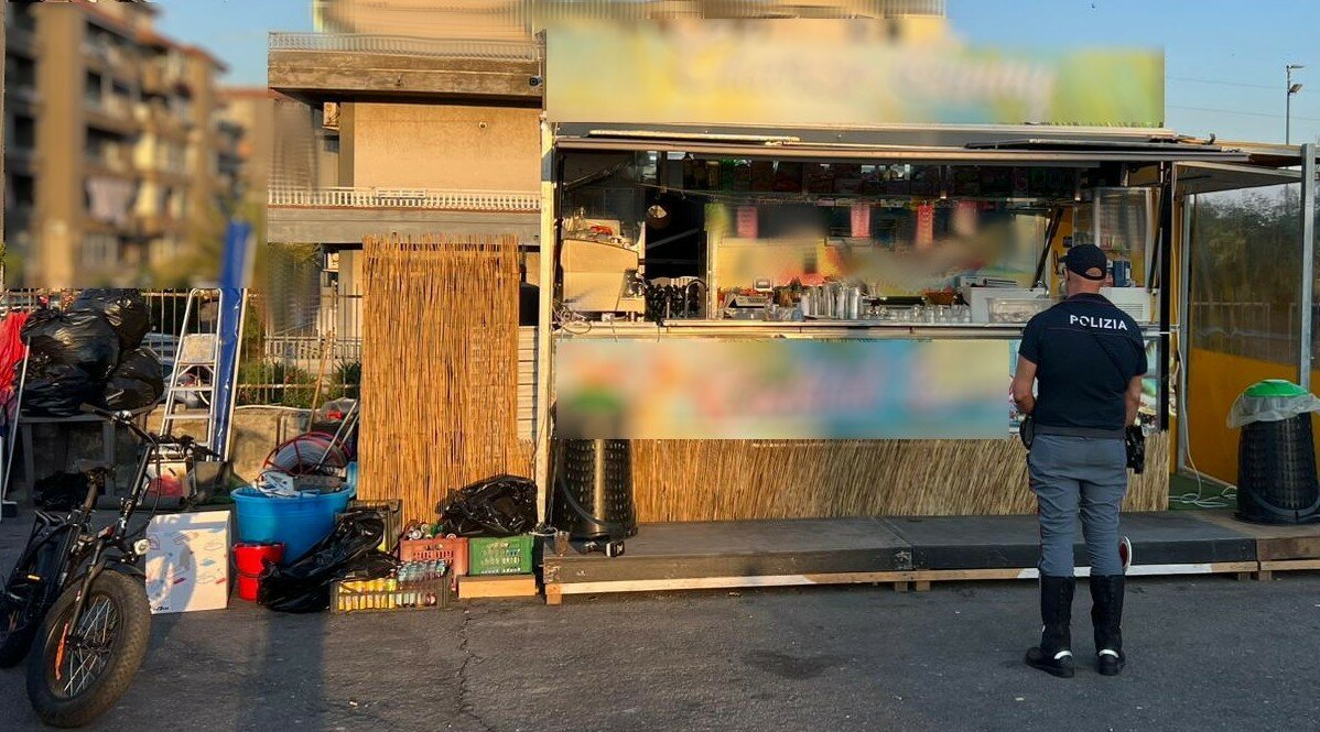 Catania: sequestro ad ambulante col 'posto fisso'