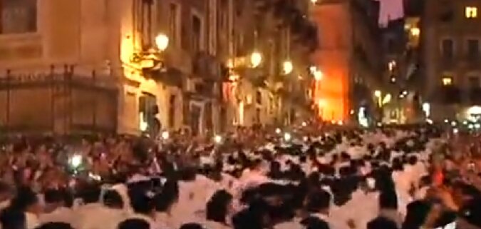 Sant'Agata, negozianti infuriati: "Stop ambulanti"