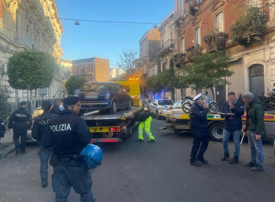 Un giorno con i vigili a San Cristoforo: pi&ugrave; di 300 multe