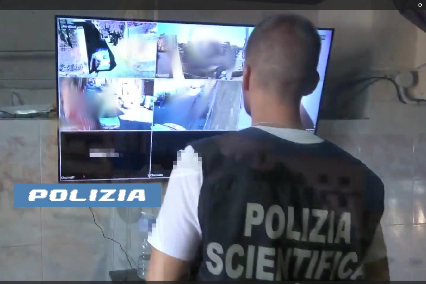 Spaccio con vista (dalla camera da letto)