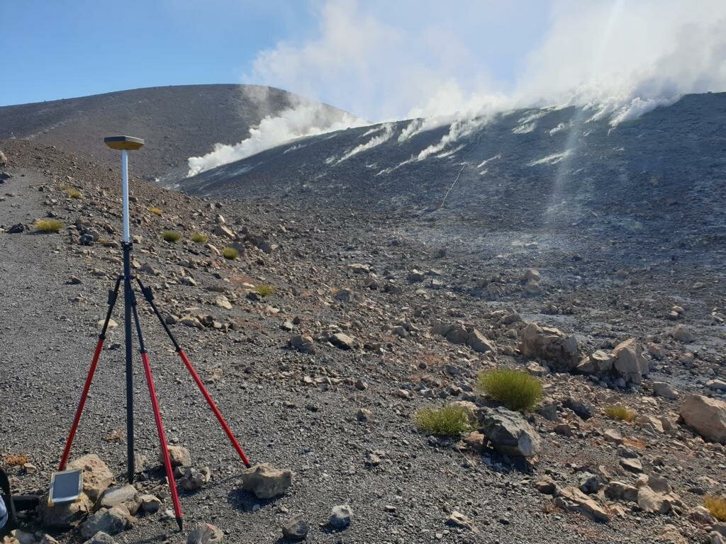 Gli abitanti di Vulcano tornano a casa
