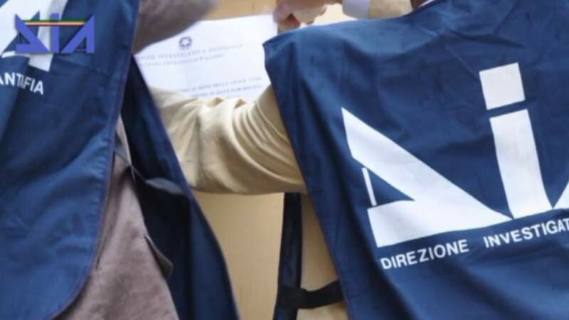 Legami con la mafia, confisca da 400 mila euro