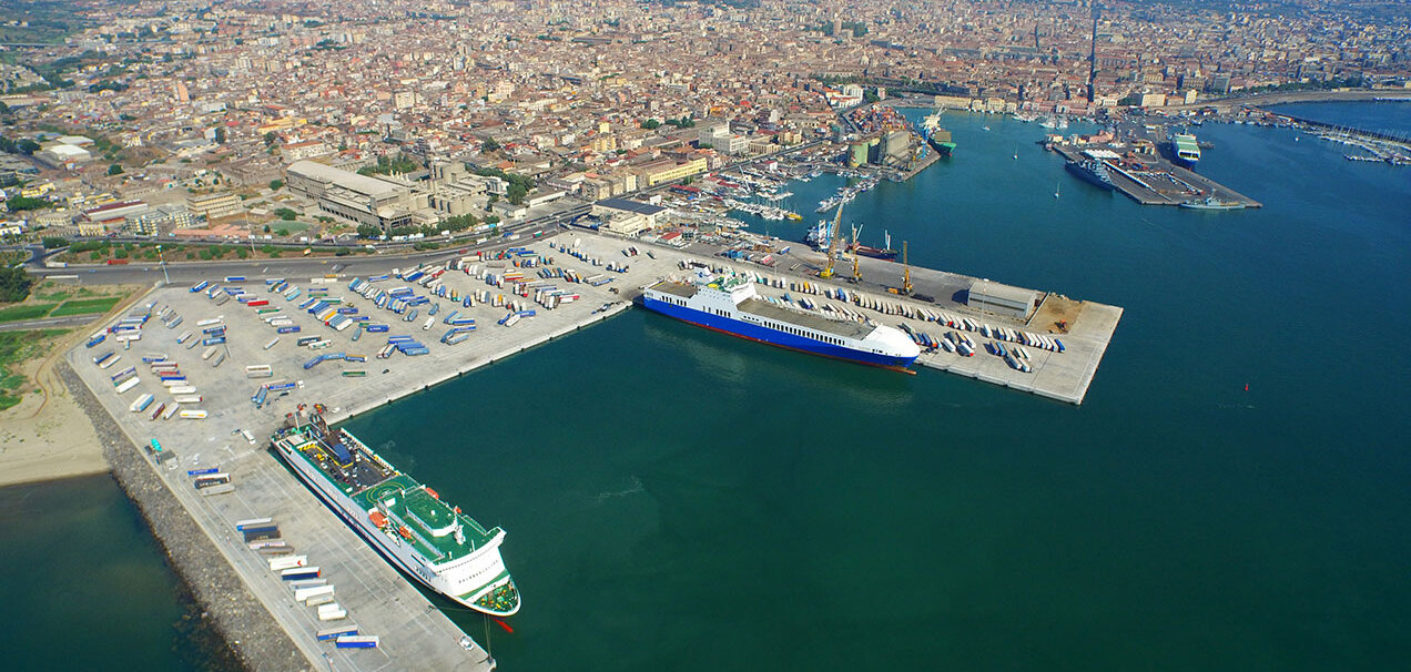 Crollo crocieristica, maxi rimborso per Catania