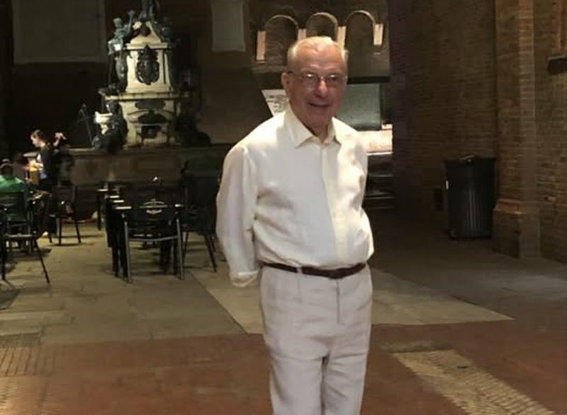 Ciclista ucciso da auto pirata, &egrave; lo zio di Laura Pausini