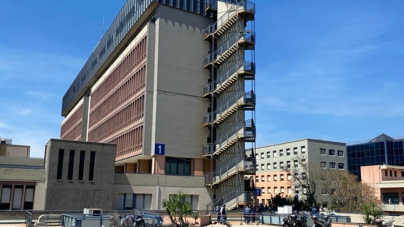 Medico aggredito con calci e pugni al Policlinico