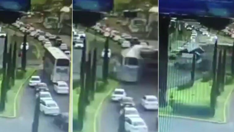 Il treno travolge l'autobus: 10 morti e 60 feriti
