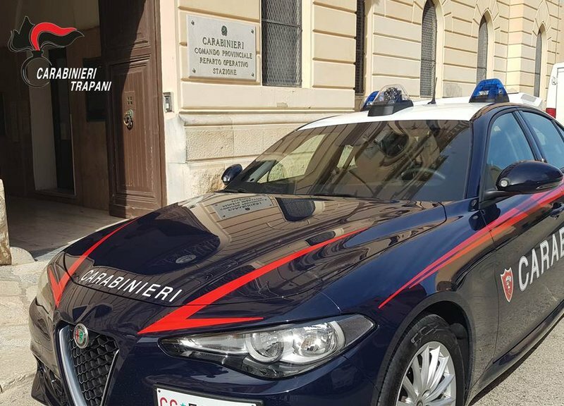 Adescati su sito di incontri: derubati e niente sesso
