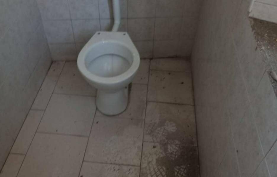 "E questo sarebbe un seggio elettorale?"