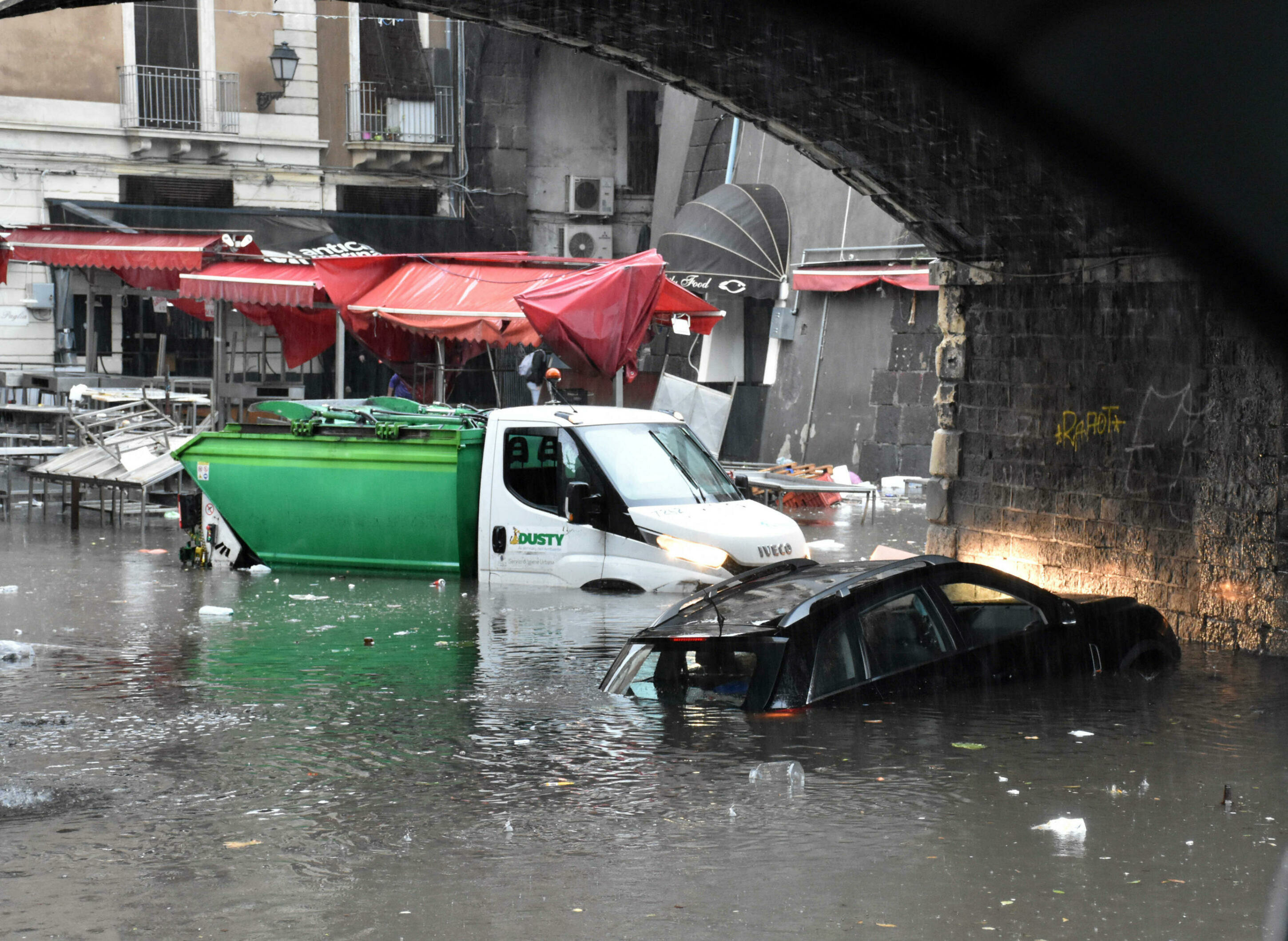 La pescheria &egrave; in alto mare