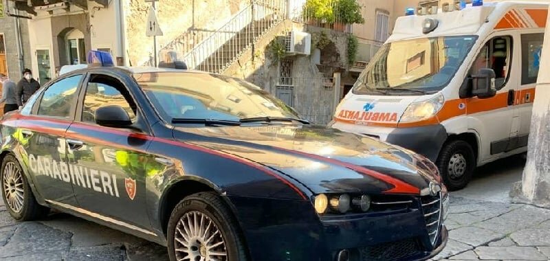 Incendio in casa, salvato invalido a Bronte