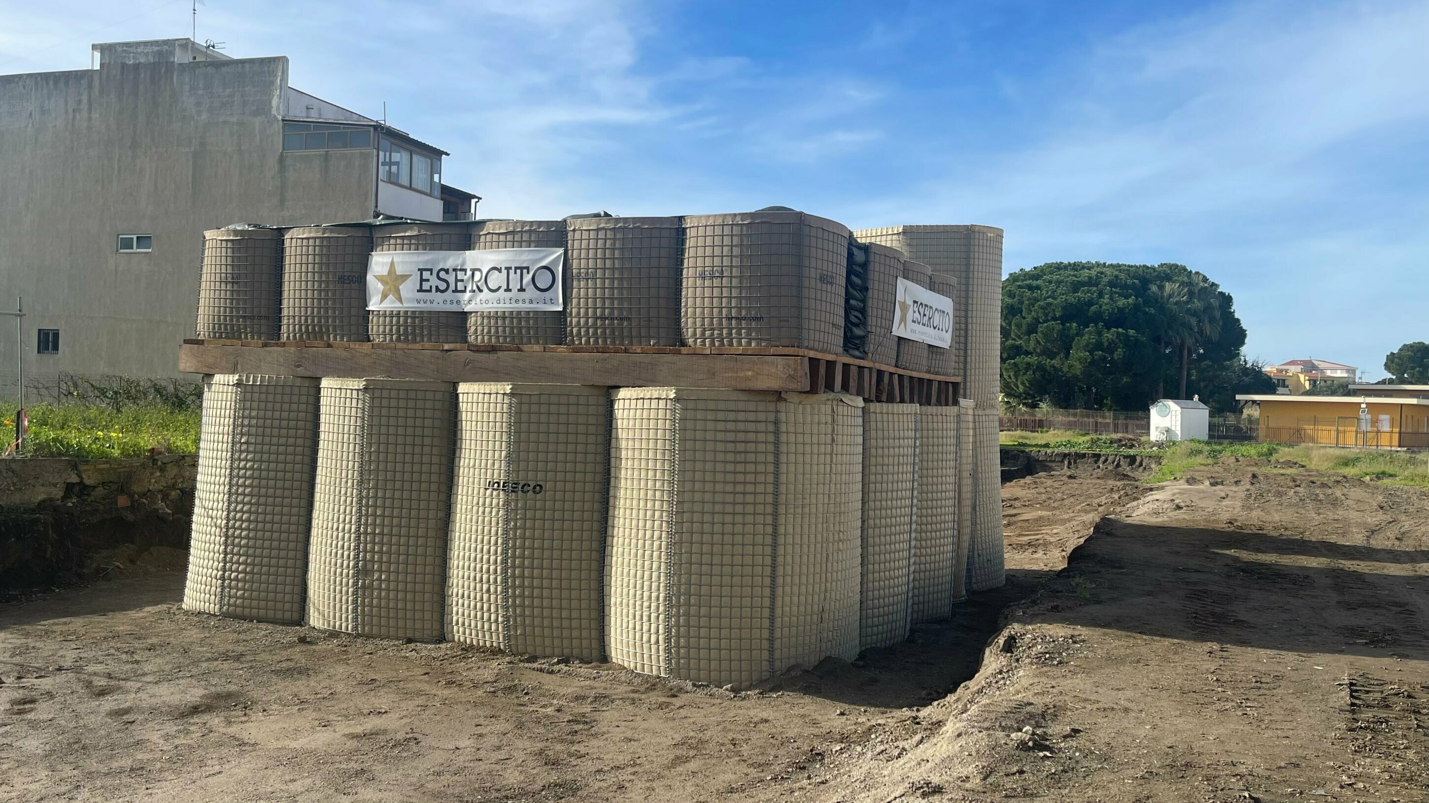 bomba-milazzo1.jpeg bomba-milazzo1.jpeg