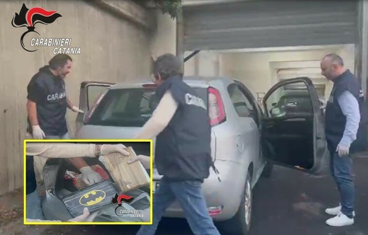 Fidanzati catanesi con due chili di cocaina nel cofano