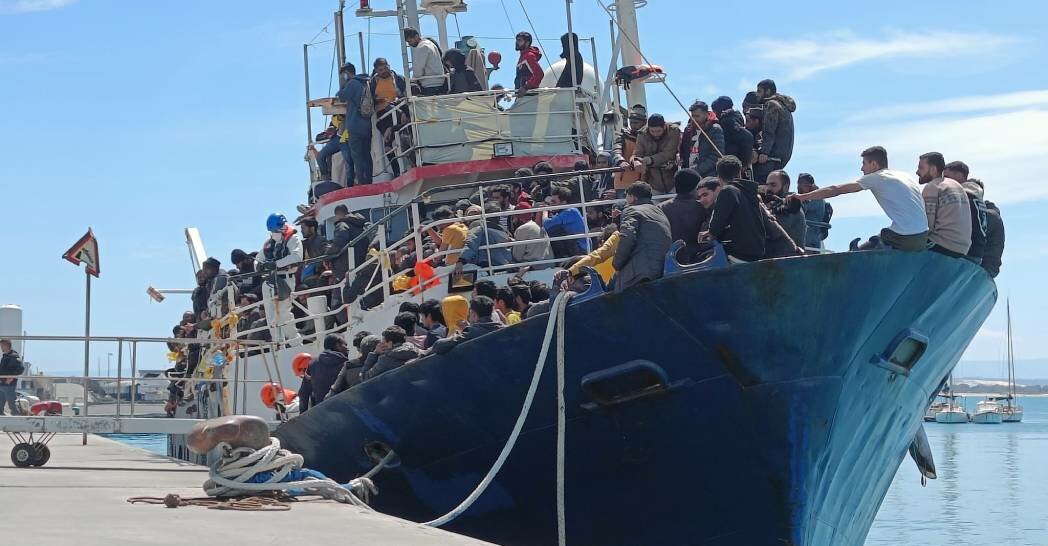Al porto di Catania 600 migranti