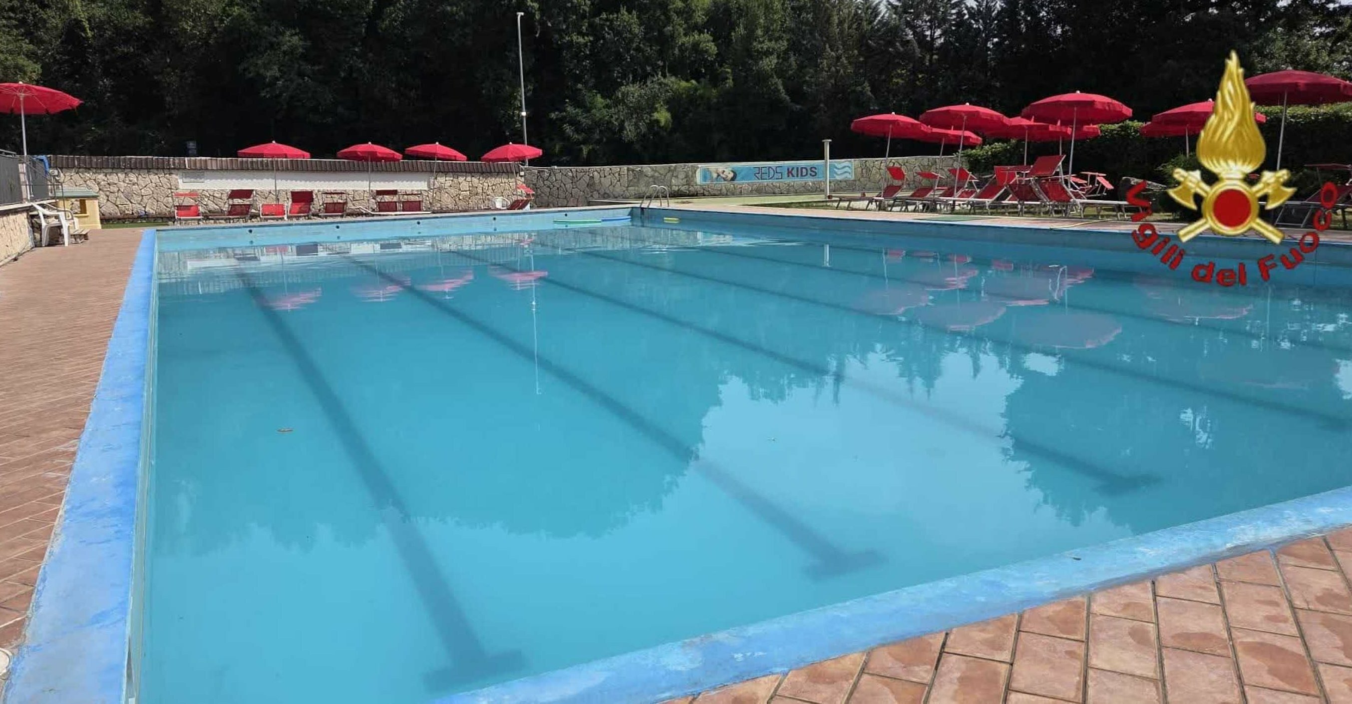 Fuga di cloro in piscina: 8 intossicati, bimbo in codice rosso Fuga di cloro in piscina: 8 intossicati, bimbo in codice rosso