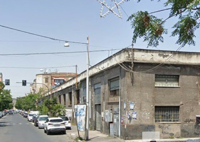 Colpi di arma da fuoco: ferito parrucchiere