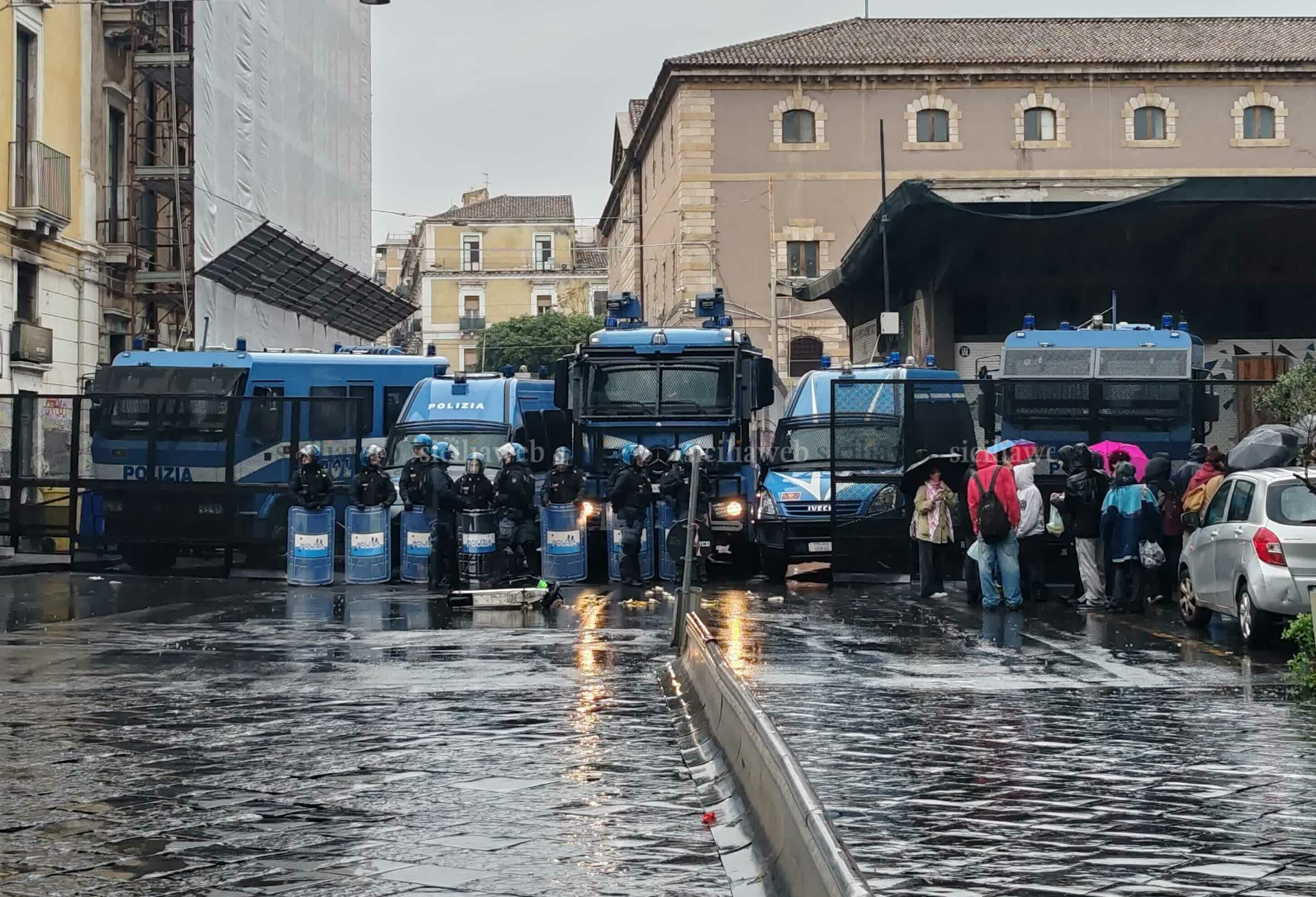 piazza-lupo2_fil2.jpeg